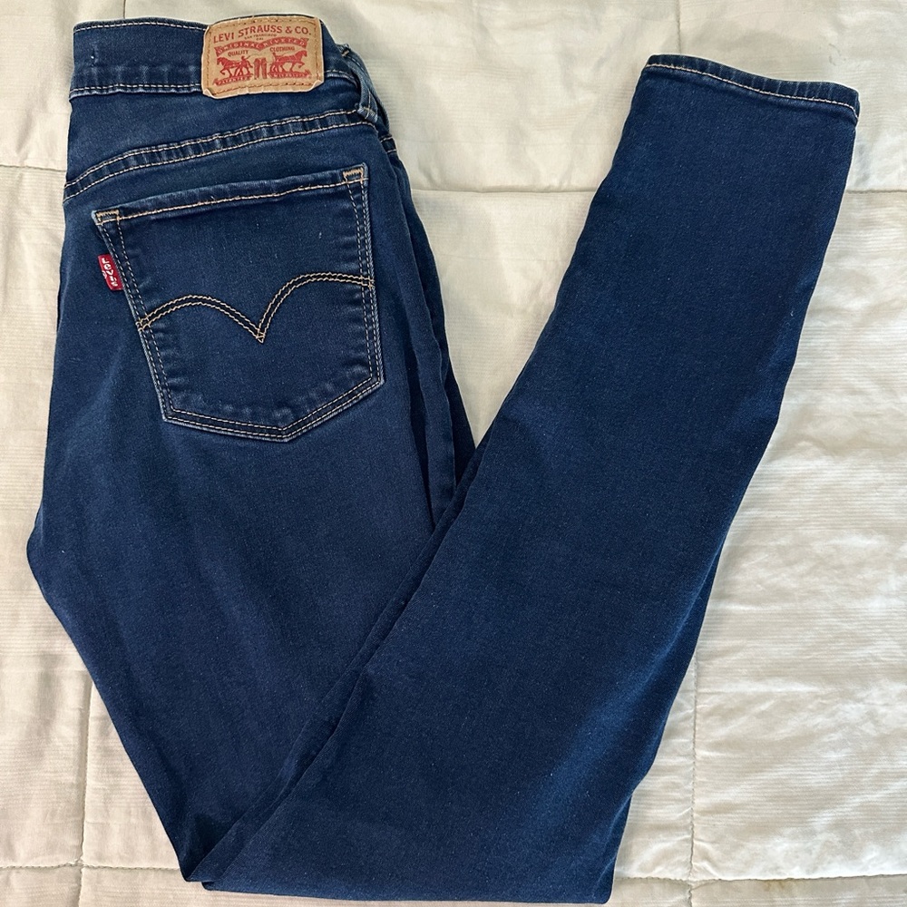 Levi Strauss 710 Super Skinny Jeans